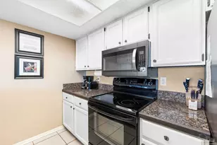 900 Fort Pickens Rd, Pensacola Beach, FL 32561 - Photo 10