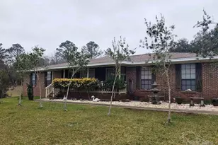 929 New Haven Dr, Cantonment, FL 32533 - Photo 1