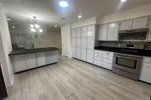 335 Vera St, Pensacola, FL 32514 - Photo 10