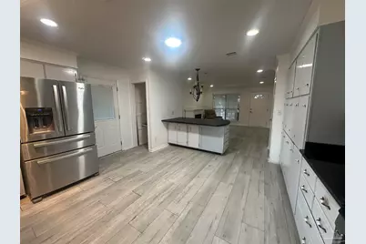 335 Vera St, Pensacola, FL 32514 - Photo 6