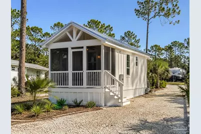 1437 Suncrest St, Gulf Breeze, FL 32563 - Photo 2