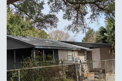 1036 Hawthorn Dr #A/B and 606 Elizabeth Street and 1030 Hawthorn Dri, Pensacola, FL 32507 - Photo 2