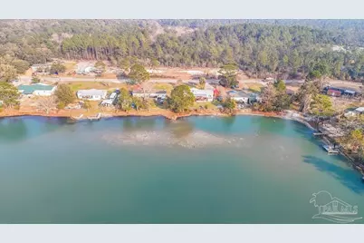 8021 Twin Lake Dr, Milton, FL 32583 - Photo 12