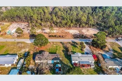 8017 Twin Lake Dr, Milton, FL 32583 - Photo 14