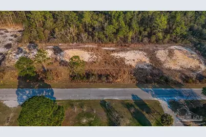 8017 Twin Lake Dr, Milton, FL 32583 - Photo 8