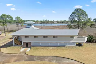 4758 Bayside Dr, Milton, FL 32583 - Photo 1