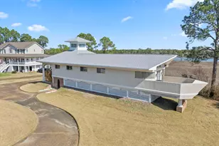 4758 Bayside Dr, Milton, FL 32583 - Photo 2