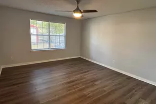 5955 Ashton Woods Cir, Milton, FL 32570 - Photo 16