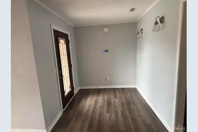 5955 Ashton Woods Cir, Milton, FL 32570 - Photo 4