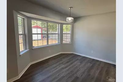 5955 Ashton Woods Cir, Milton, FL 32570 - Photo 10