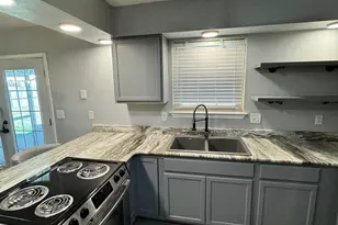 6550 Bellview Pines Rd, Pensacola, FL 32526 - Photo 12