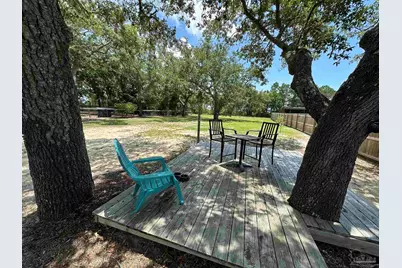 301 Katie St, Milton, FL 32583 - Photo 2