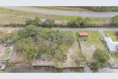 301 Katie St, Milton, FL 32583 - Photo 8