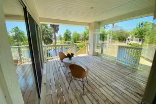 7208 Bayshore Dr, Milton, FL 32583 - Photo 10