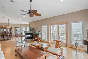 137 Le Port Dr, Pensacola Beach, FL 32561 - Photo 20