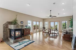 137 Le Port Dr, Pensacola Beach, FL 32561 - Photo 18