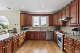 137 Le Port Dr, Pensacola Beach, FL 32561 - Photo 6