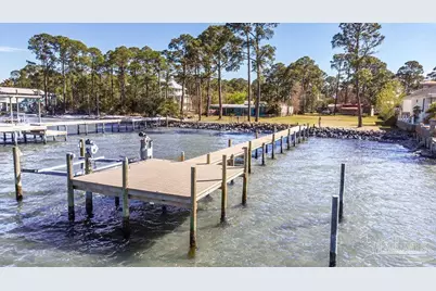 5509 Galvez Rd, Pensacola, FL 32507 - Photo 14