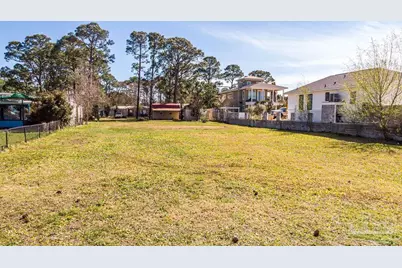 5509 Galvez Rd, Pensacola, FL 32507 - Photo 22