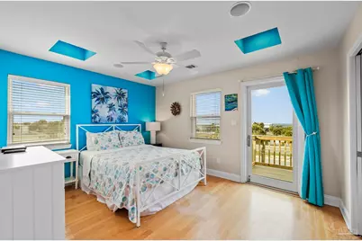 1304 Via Deluna Dr, Pensacola Beach, FL 32561 - Photo 28