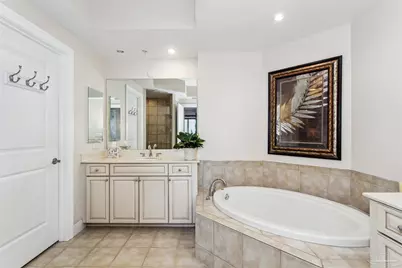 645 Lost Key Dr #401-D, Pensacola, FL 32507 - Photo 18