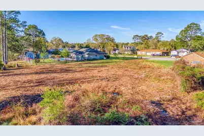 2110 Karlburg Dr, Pensacola, FL 32506 - Photo 2