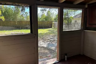 1717 W Government St, Pensacola, FL 32502 - Photo 12