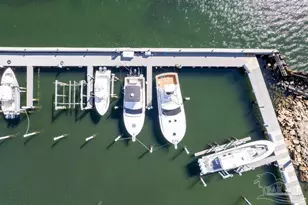 300 Pensacola Beach Rd, Gulf Breeze, FL 32561 - Photo 12