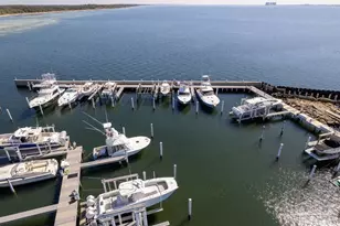 300 Pensacola Beach Rd, Gulf Breeze, FL 32561 - Photo 10