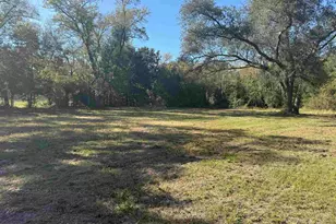 807 Tyrone St, Pensacola, FL 32506 - Photo 6