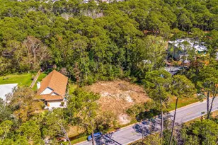 Soundside Dr, Gulf Breeze, FL 32563 - Photo 1