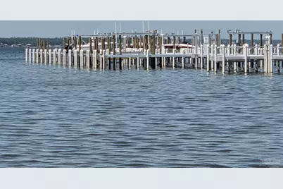 16068 Innerarity Pt Rd, Pensacola, FL 32507 - Photo 40