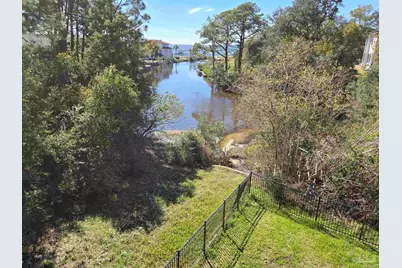 713 Roanoke Ct, Gulf Breeze, FL 32561 - Photo 18