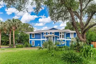 713 Roanoke Ct, Gulf Breeze, FL 32561 - Photo 1