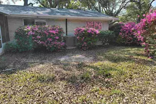 301 Poinciana Dr, Gulf Breeze, FL 32561 - Photo 4