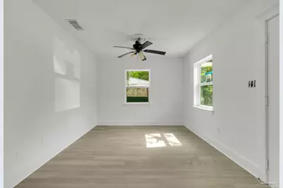 1106 N 50th Ave, Pensacola, FL 32506 - Photo 24