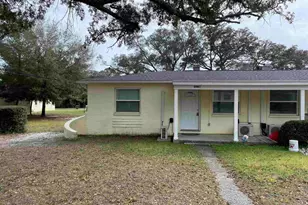 104 Ellis Dr, Pensacola, FL 32507 - Photo 1