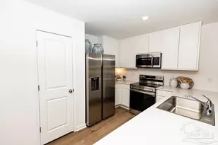 915 Firefox Rd, Cantonment, FL 32533 - Photo 4