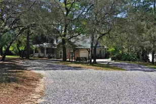 6851 Hurst Hammock Rd, Pensacola, FL 32526 - Photo 2