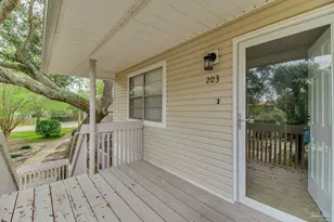 1100 Shoreline Dr, Gulf Breeze, FL 32561 - Photo 2