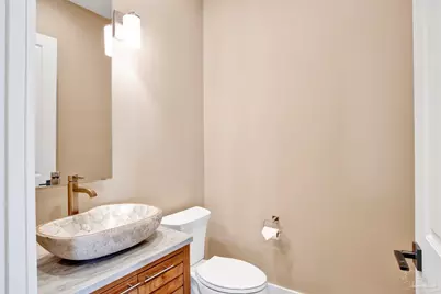 1070 Harbor Ln, Gulf Breeze, FL 32563 - Photo 24