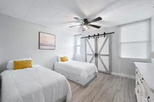 201 Pensacola Beach Rd, Gulf Breeze, FL 32561 - Photo 18