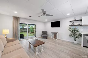 201 Pensacola Beach Rd, Gulf Breeze, FL 32561 - Photo 6