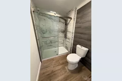 3235 Bayou Dr, Pensacola, FL 32505 - Photo 14