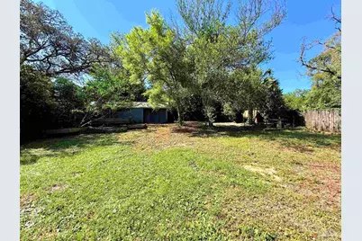 3235 Bayou Dr, Pensacola, FL 32505 - Photo 2