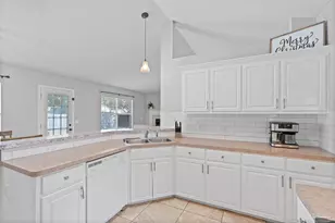 2087 Alfred Blvd, Navarre, FL 32566 - Photo 16