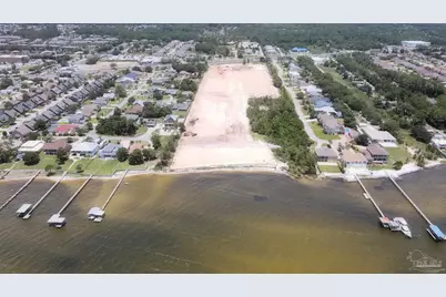 2A Herons Nest Dr, Navarre, FL 32566 - Photo 2