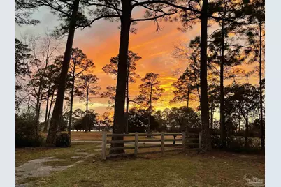 7524 Petersen Pt Rd, Milton, FL 32583 - Photo 4