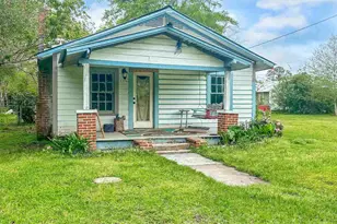 5378 Alabama St, Milton, FL 32570 - Photo 2