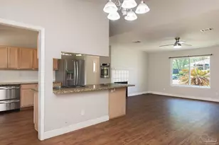 308 Twisted Oak Dr, Cantonment, FL 32533 - Photo 6